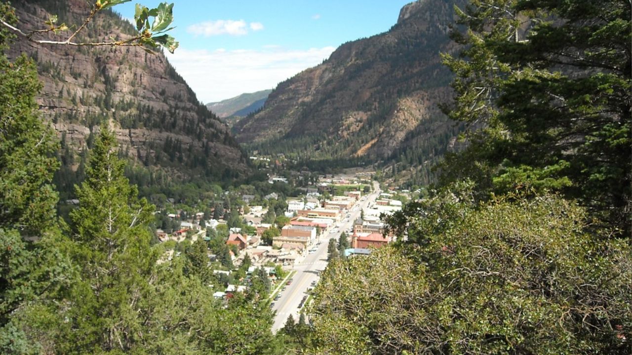 Ice Climbing in Ouray